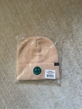 New York or Nowhere Mascot Ecru Knit Beanie